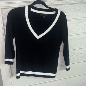 Black and White V-Neck Women Sweater